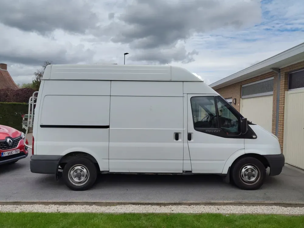 Ford Transit zelfbouw camper L1H3