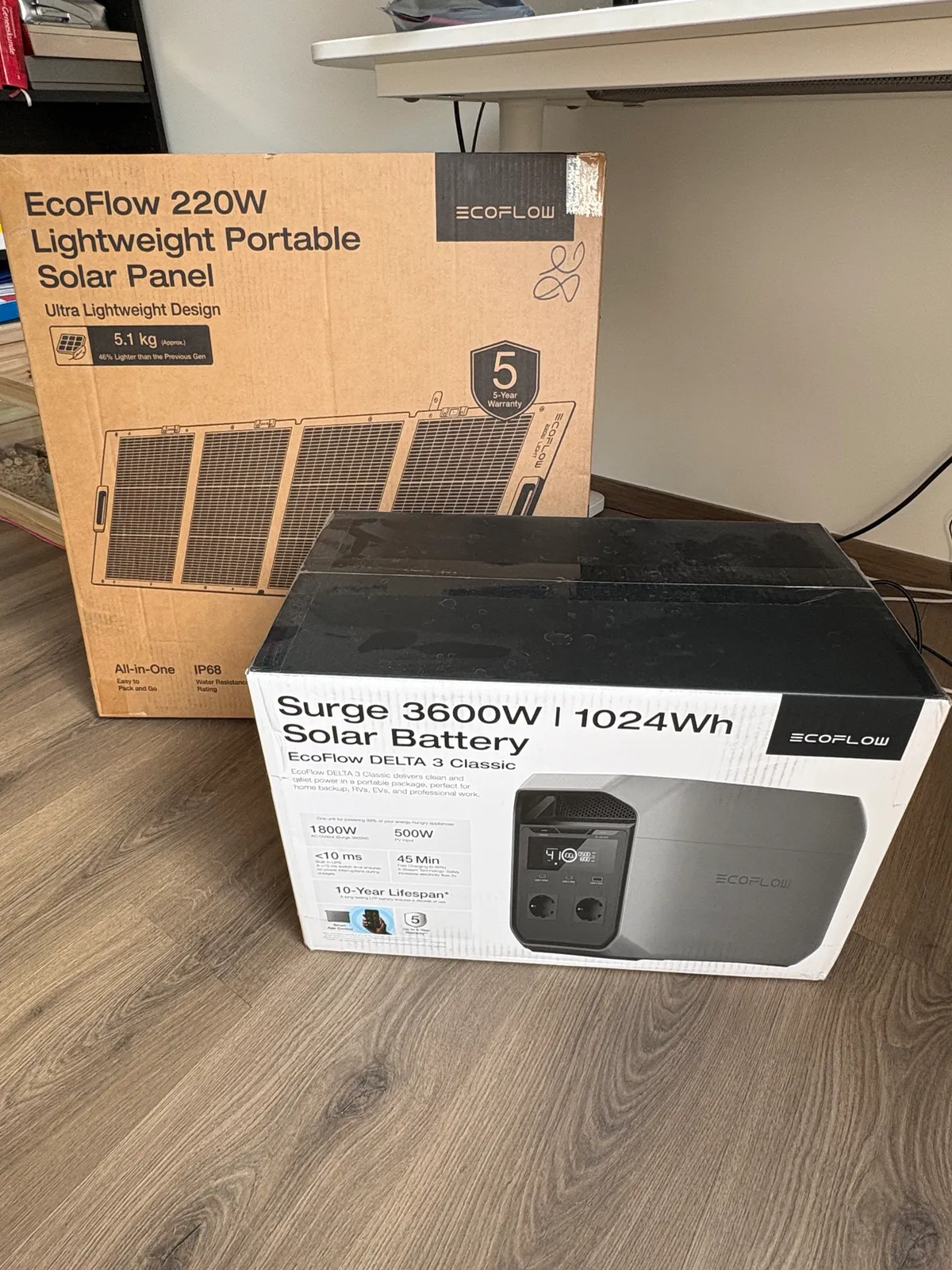 Ecoflow DELTA 3 Classic 1024Wh + Ecoflow 220 W Solar Panel
