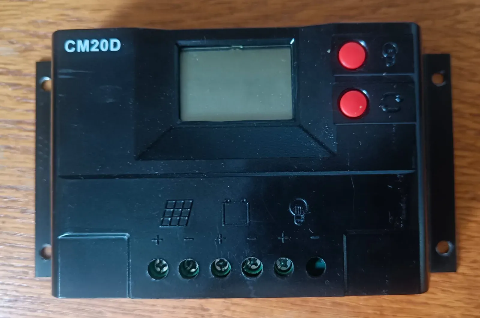 CM20D 20A zonnepaneel laadregelaar (12V/24V)