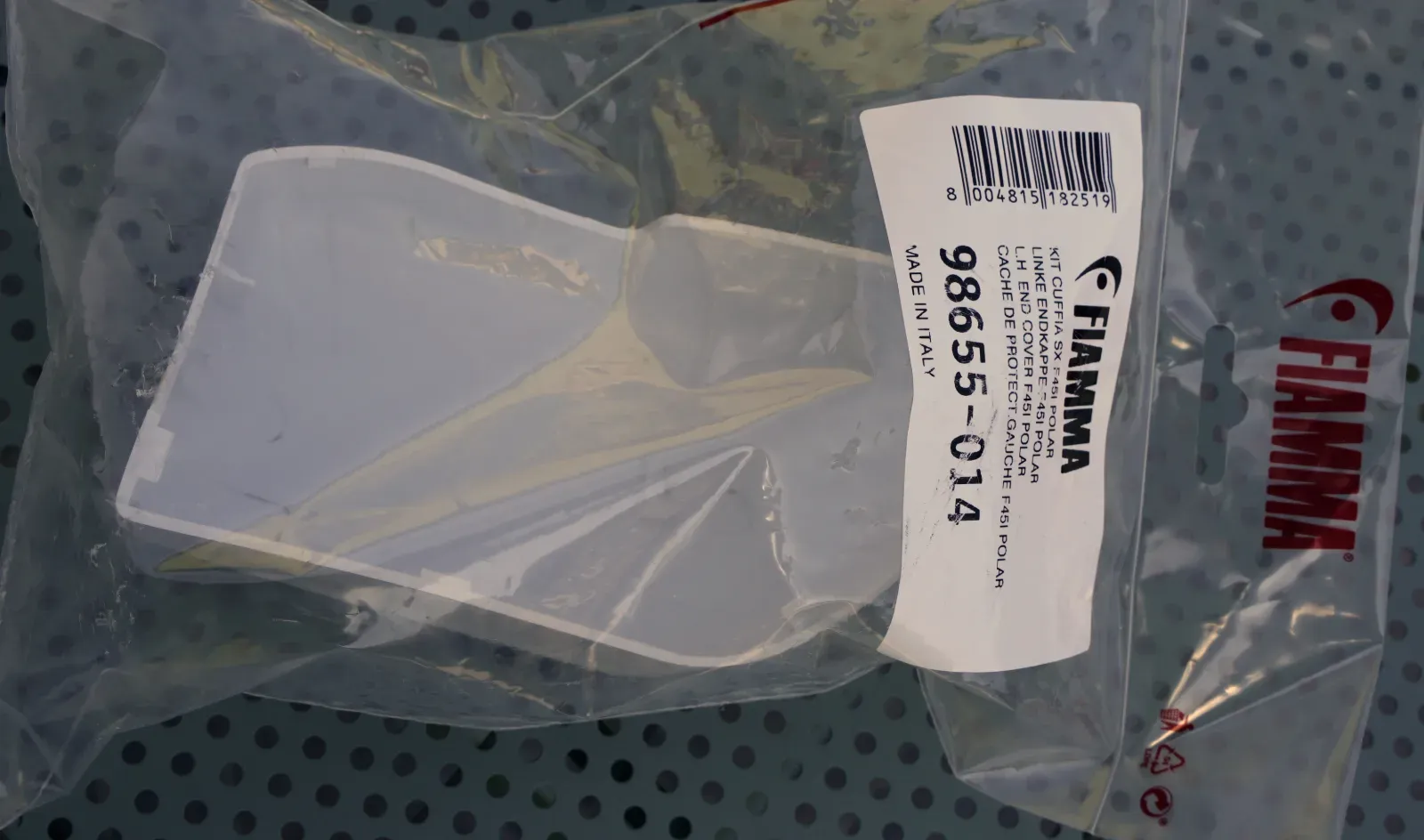 Nieuwe linker eindkap voor Fiamma luifel F45.